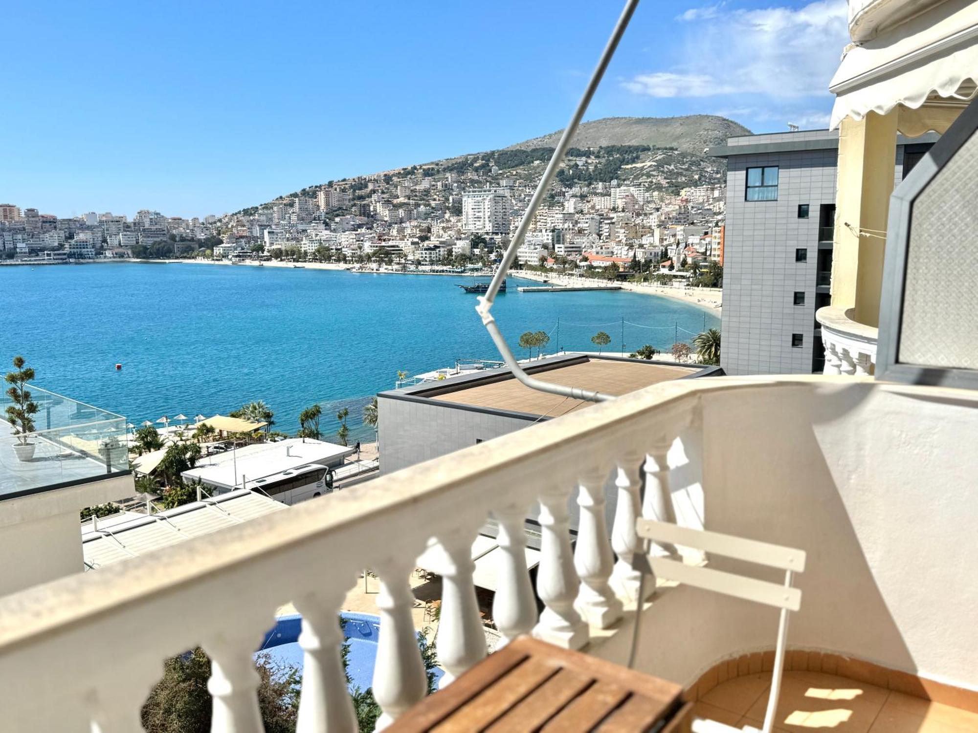 Sun & Sea Apartment Saranda Eksteriør billede