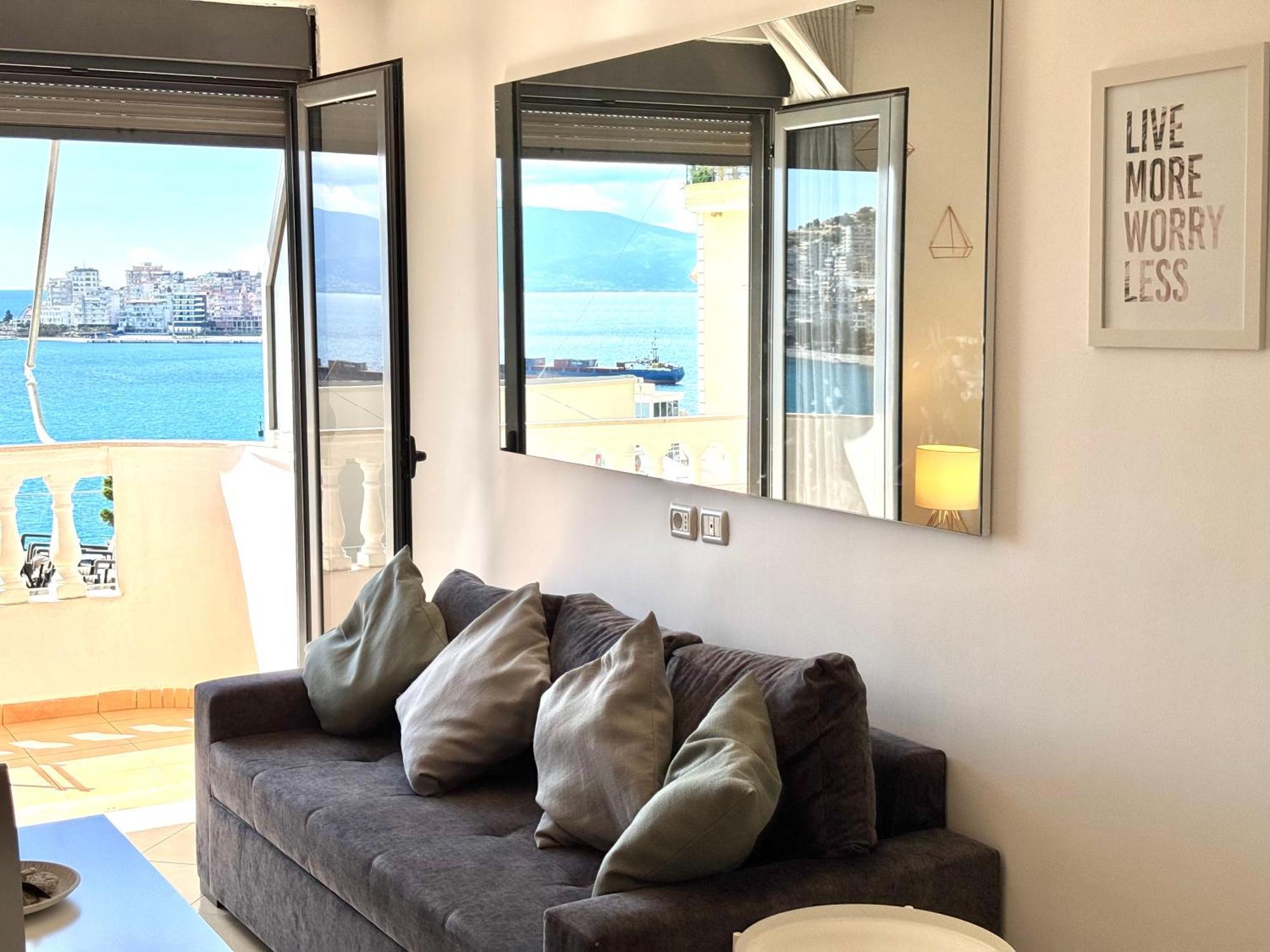 Sun & Sea Apartment Saranda Eksteriør billede